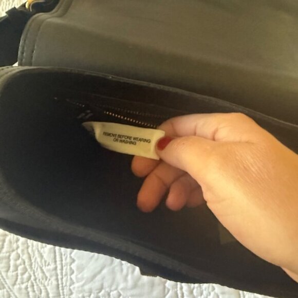 ann taylor purse - Picture 6 of 7